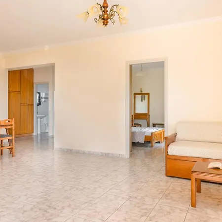 Apartment Kallithea & Lakithra