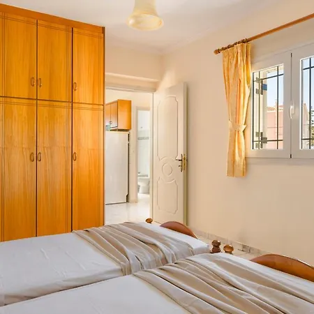 Kallithea & Apartment *