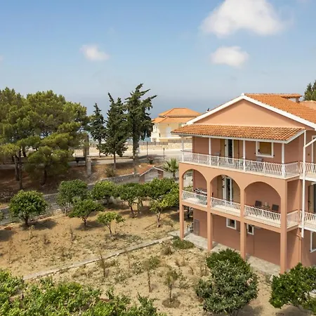 Apartamento Kallithea & *